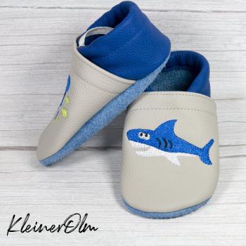 Krabbelpuschen - Lederpuschen mit Haien- individualisierbar