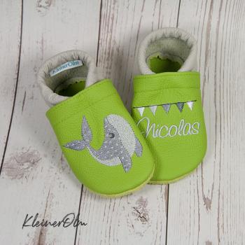 Preview: Krabbelpuschen - Lederpuschen mit tollem Wal - individualisierbar