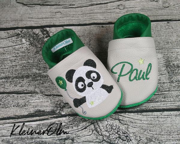 Krabbelpuschen - Lederpuschen mit Panda mit Luftballon und Namen - individualisierbar